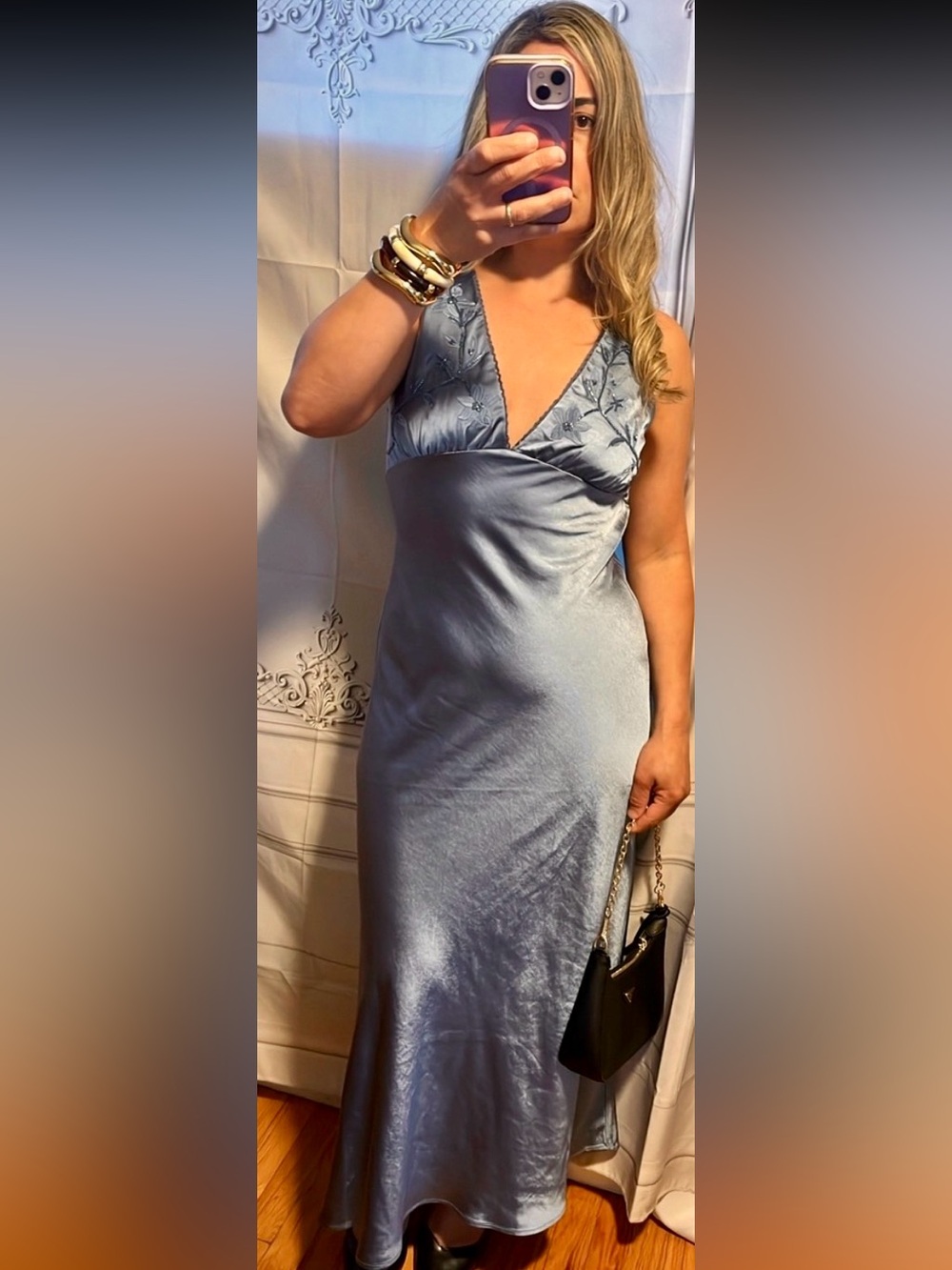 NEW HOUSE OF HARLOW EMBROIDERED SATIN DRESS 
🚨NO DISCOUNT ON THIS DRESS